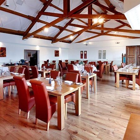Mercure Swindon East Hotel And Spa ภายนอก รูปภาพ