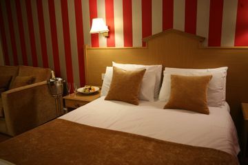 Mercure Swindon East Hotel And Spa ภายนอก รูปภาพ