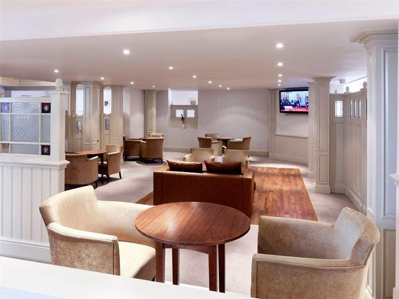 Mercure Swindon East Hotel And Spa ภายนอก รูปภาพ